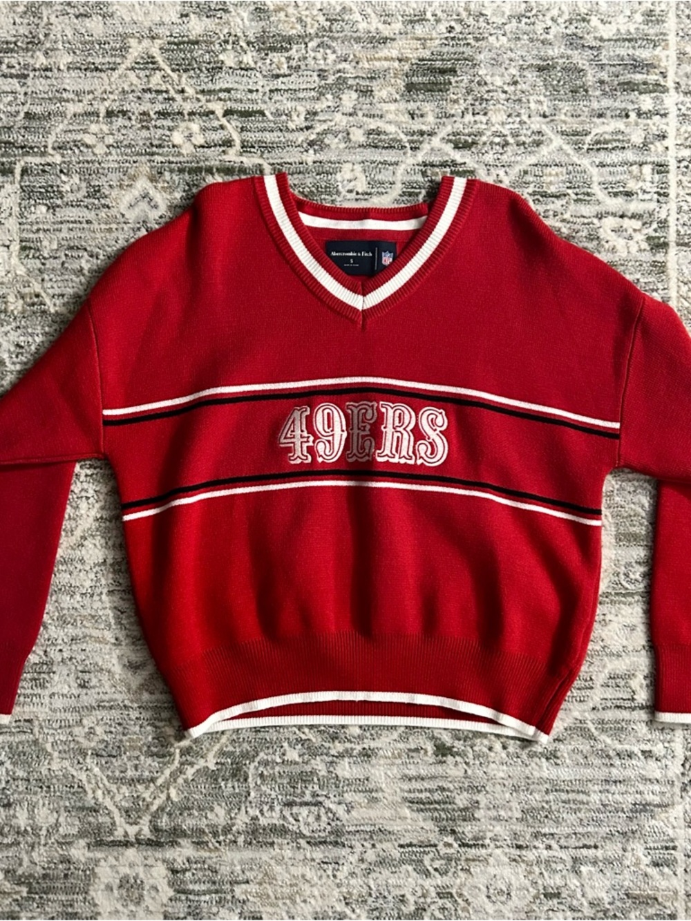 Abercrombie & Fitch 49ers Red and White V-Neck Sweater with NFL Patch